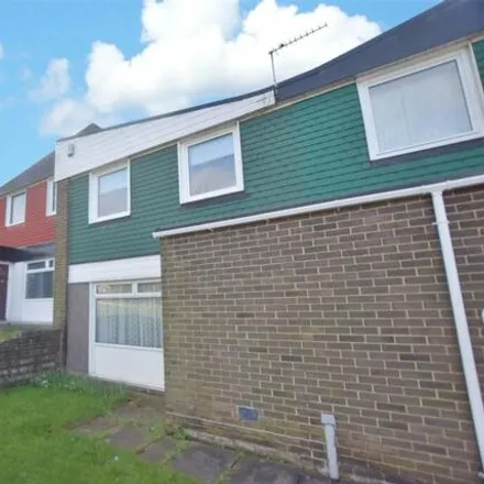 Buy this 3 bed townhouse on unnamed road in Birtley, NE9 6EG