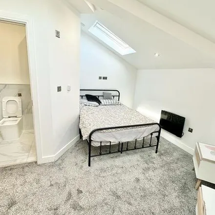 Rent this 1 bed apartment on Millennium Apartments in 95 Newhall Street, Park Central