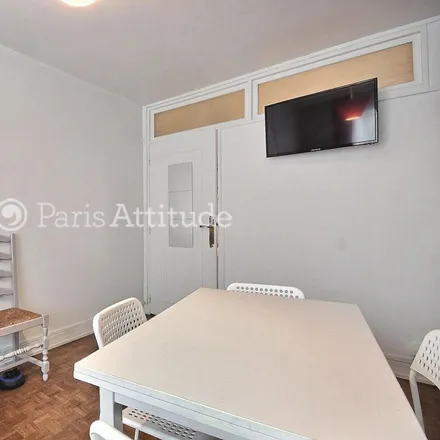 Image 3 - 118 Avenue Daumesnil, 75012 Paris, France - Apartment for rent