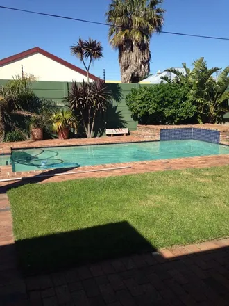 Rent this 3 bed house on Cape Town in Lansdowne, ZA