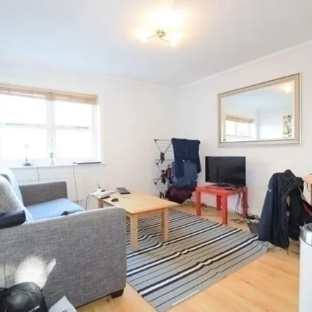 Rent this 1 bed apartment on 15-19 Salisbury Place in Myatt's Fields, London