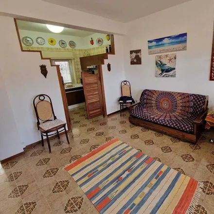 Rent this 2 bed house on Palermo