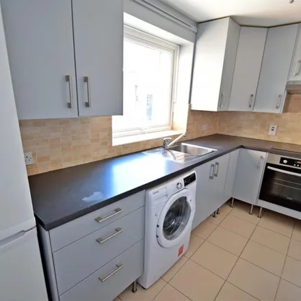 Rent this 5 bed apartment on Royal Hampshire County Hosp. in Saint James' Lane, Winchester