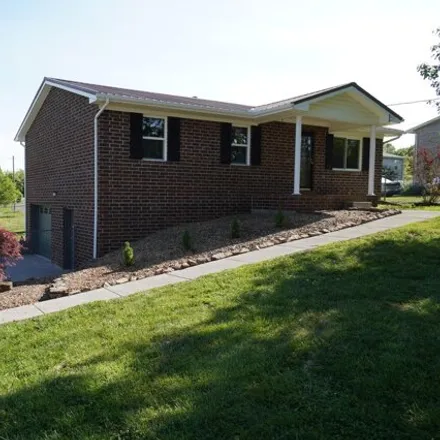 Buy this 3 bed house on 381 Shamrock Drive in Jefferson City, TN 37760
