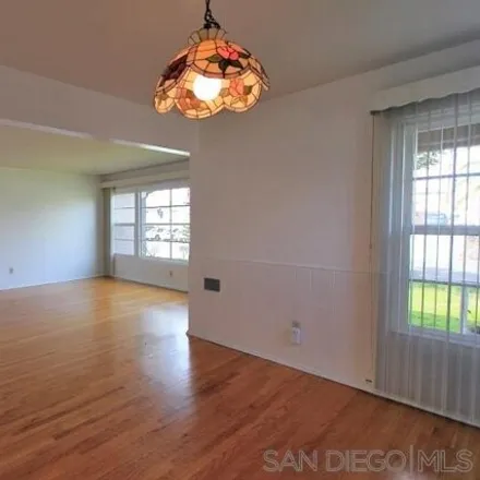 Image 3 - 6139 Adelaide Avenue, San Diego, CA 92115, USA - House for rent
