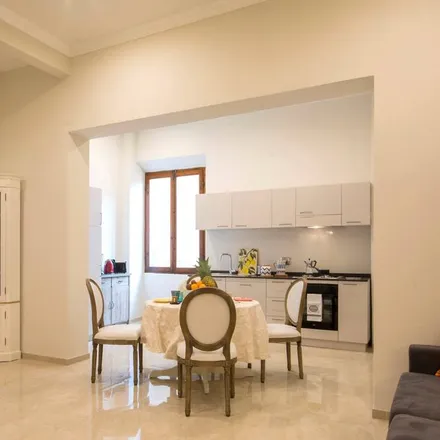 Rent this studio apartment on Piazza Cesare Beccaria 4