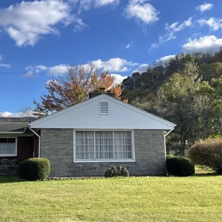 Buy this 3 bed house on 115 Rocky Hollow Road in Smyth County, VA 24311