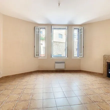 Rent this 3 bed apartment on Mairie de Béziers in Place Gabriel Péri, 34500 Béziers