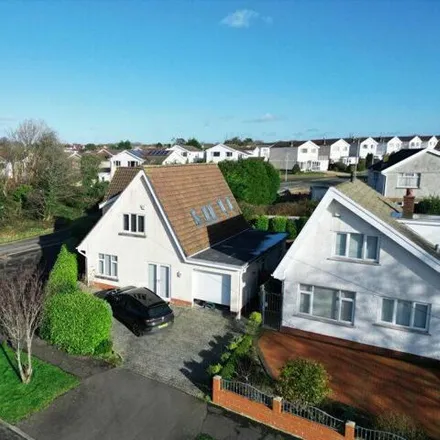 Buy this 4 bed house on Long Shepherds Drive in Summerland Lane, Newton
