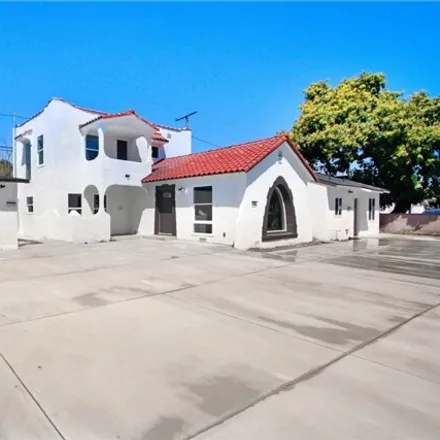 Image 2 - 11349 Duncan Avenue, Lynwood, CA 90262, USA - House for sale