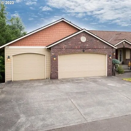 Buy this 3 bed house on 1023 Southeast 46th Avenue in Multnomah County, OR 97060