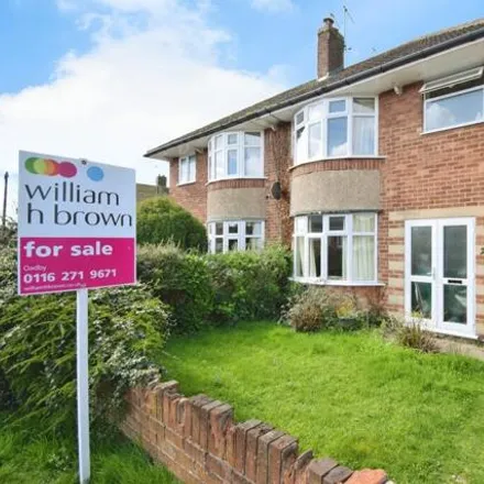 Buy this 3 bed duplex on 29 Primrose Hill in Oadby, LE2 5HE