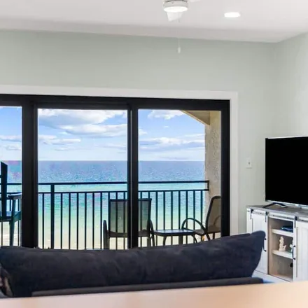 Rent this 1 bed condo on Seaside