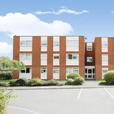 Buy this 1 bed apartment on Clopton Court in Stratford-upon-Avon, CV37 6TP