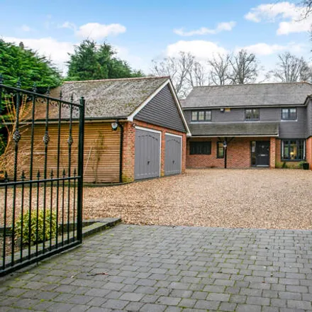 Buy this 5 bed house on Uplands in Harewood Road, Little Chalfont