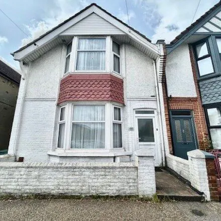 Rent this 4 bed duplex on Mace in 106 Firle Road, Eastbourne