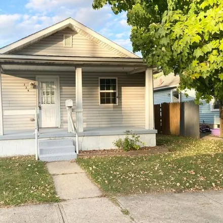 Buy this 2 bed house on 310 Walnut Street in Circleville, OH 43113