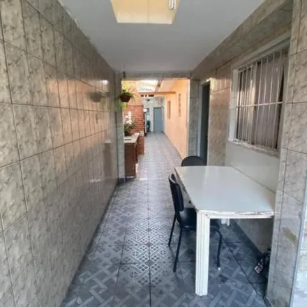Buy this 2 bed house on Avenida Valentim Magalhães in Vila Progresso, Santo André - SP