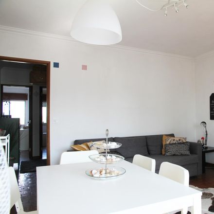 Rent this 2 bed apartment on Estorilcar in Rua Professor Vitorino Nemésio 55 Loja, Galiza