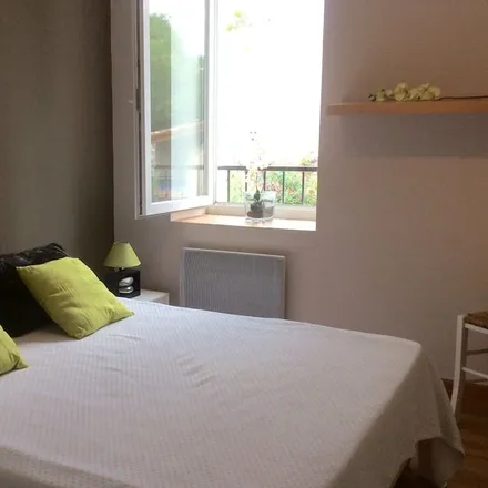 Rent this 3 bed house on 34490 Murviel-lès-Béziers