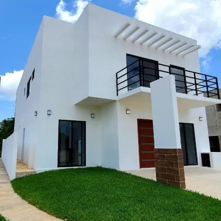 Rent this 4 bed house on unnamed road in 77534 Arboledas, ROO