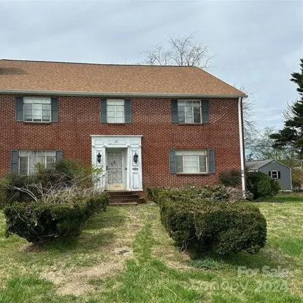 Image 1 - 571 Winston Street, Forest Hills, Wilkesboro, NC 28697, USA - House for sale