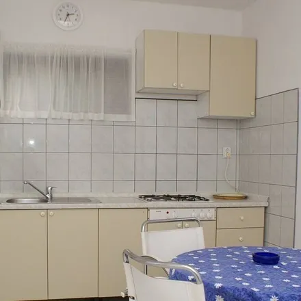 Image 6 - 21403 Općina Sutivan, Croatia - Apartment for rent