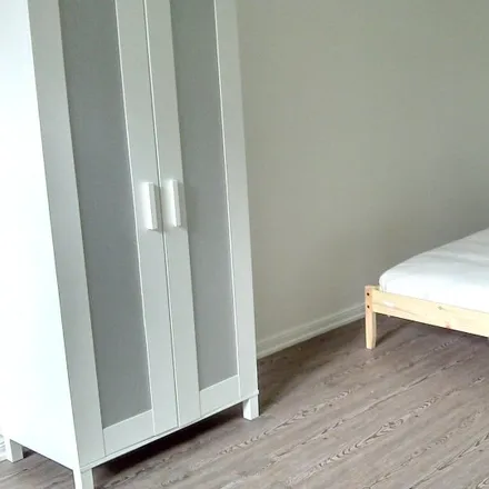 Rent this 4 bed room on Poßmoorweg 14b in 22301 Hamburg, Germany