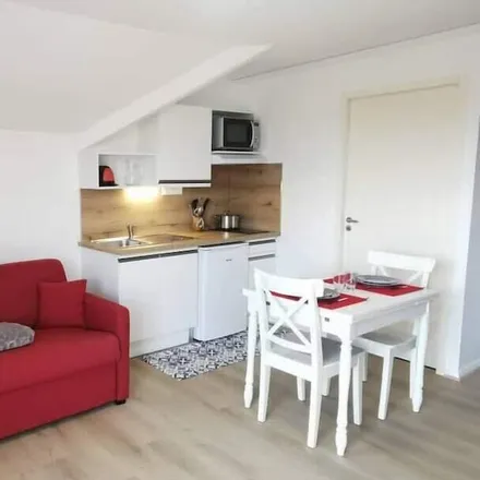 Rent this 1 bed apartment on 73230 Les Déserts