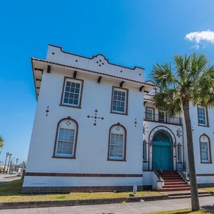 Buy this 1 bed condo on 2179 Sealy Street - Avenue I in Galveston, TX 77550