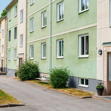 Rent this 3 bed apartment on Norra Nyvallsvägen in 804 23 Gävle, Sweden