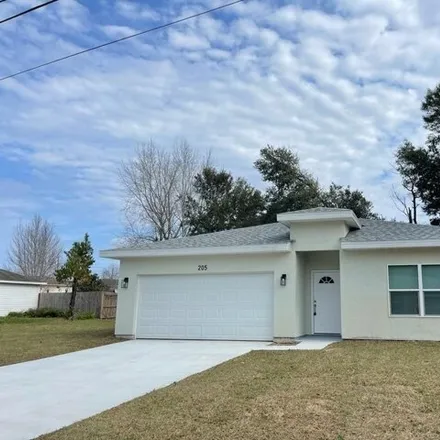 Rent this 3 bed house on Walnut Run Court in Marion County, FL 34480