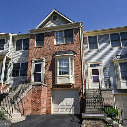 Buy this 3 bed townhouse on 6332 Shirey Lane in London Towne, Centreville