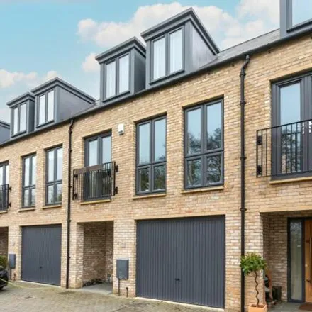 Buy this 4 bed townhouse on Mill Road in Wolvercote, OX2 8PR