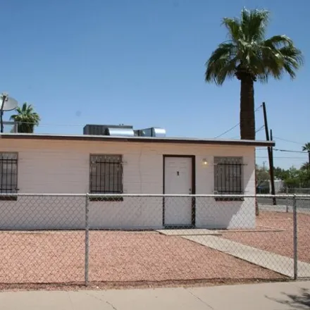 Rent this studio apartment on 1088 East Taylor Street in Phoenix, AZ 85006