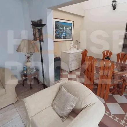 Buy this 7 bed house on Avenida Las Palmeras in San Juan de Lurigancho, Lima Metropolitan Area 15457