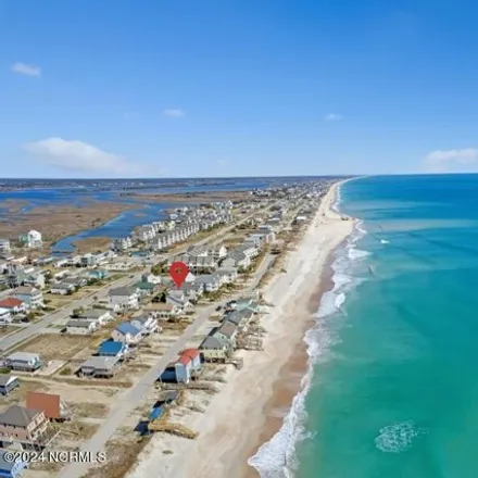 Image 6 - 2013 North Shore Drive, West Onslow Beach, Surf City, NC 28445, USA - House for sale