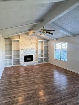 Rent this 3 bed house on 502 East Logan Street in Round Rock, TX 78664