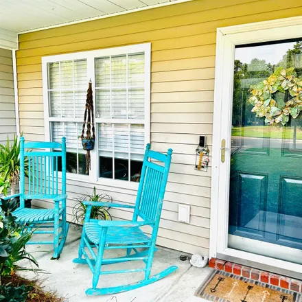 Rent this 1 bed room on 141 Rutherford Street in Sawmill Terrace, Summerville