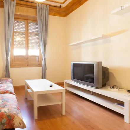 Rent this 3 bed apartment on Madrid in Calle de la Ilustración, 19