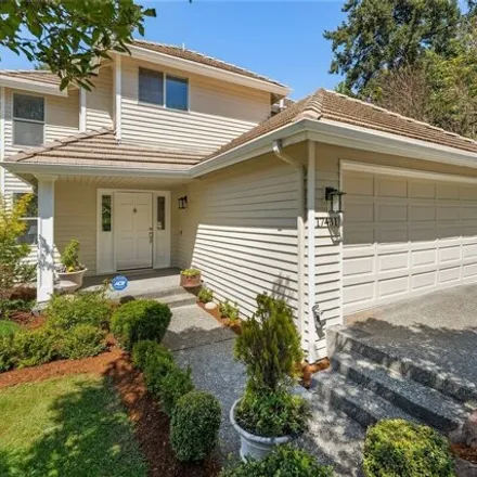 Buy this 6 bed house on 17473 Northeast 28th Street in Kenilworth, Redmond