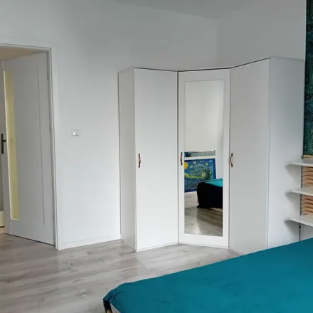 Rent this 4 bed apartment on Warszawa Grochów in Makowska, 04-382 Warsaw