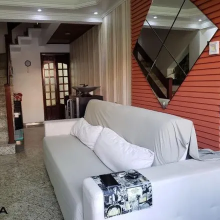 Buy this 4 bed house on Igreja Evangélica Livre Betel in Rua José Medeiros e Albuquerque 407, Taboão