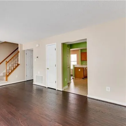 Image 3 - 1824 Timberly Waye, Lakewood Manor, Henrico County, VA 23238, USA - Townhouse for sale