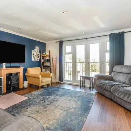 Buy this 4 bed townhouse on Lads of the Village in Elizabeth Street, Worcester Park Estate