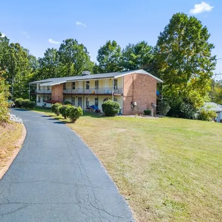 Rent this 1 bed apartment on 1101 Mountain Road in Martinsville, VA 24112