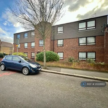 Rent this 1 bed apartment on Youngs Road in London, IG2 7LF