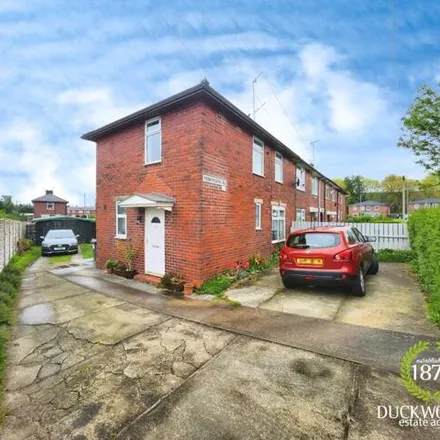 Buy this 3 bed duplex on Monmouth Road in Blackburn, BB1 3LH