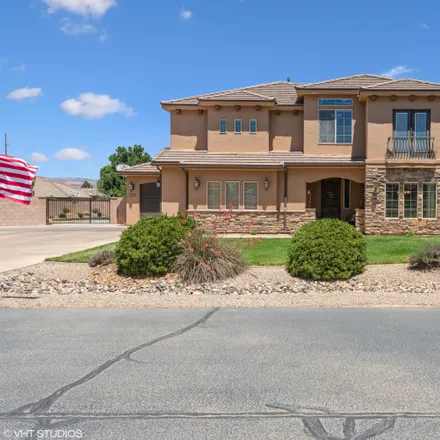 Buy this 6 bed house on 237 East Sky View Lane in Washington, UT 84780