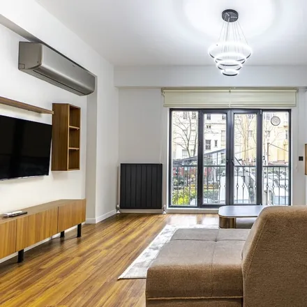 Rent this 2 bed apartment on 34363 Şişli